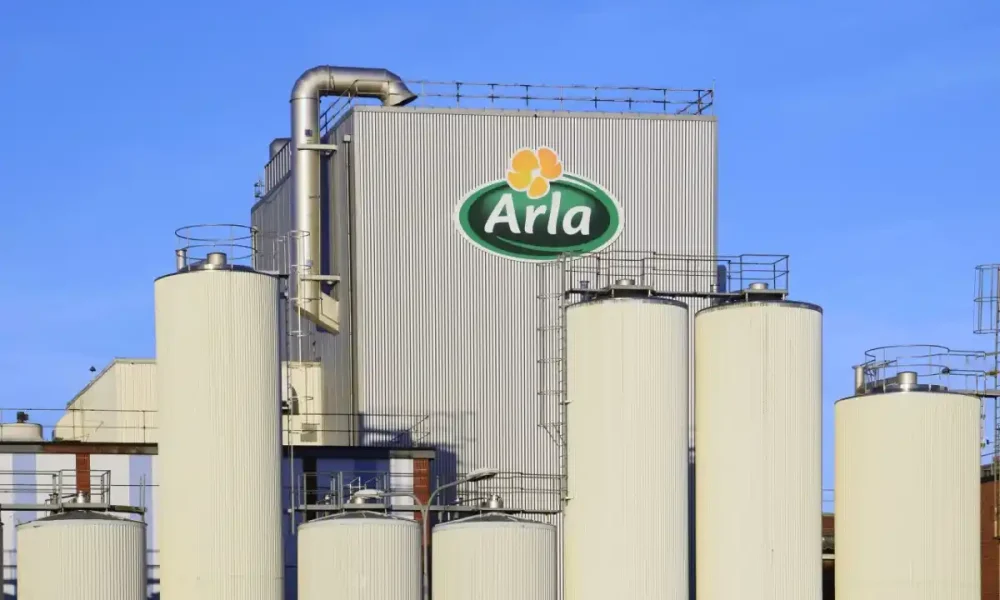 Arla: Η έλλειψη εξειδικευμένων εργαζομένων απειλεί την ασφάλεια τροφίμων