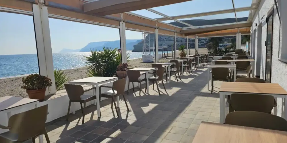 Asador La Chumbera, το ισπανικό εστιατόριο όπου η φωτιά συναντά τη θάλασσα