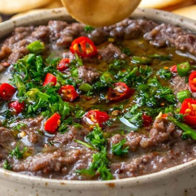 Bigilla, παραδοσιακή σάλτσα Μάλτας