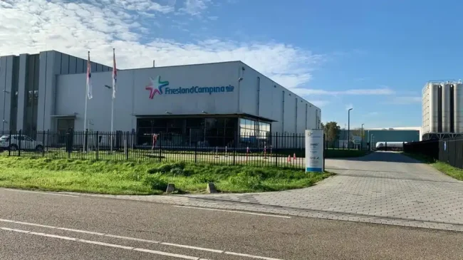 FrieslandCampina αποκτά τον έλεγχο της Ultrajaya Milk στην Ινδονησία