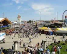 Oktoberfest 2026: οι κανόνες που πρέπει να γνωρίζουν οι επισκέπτες