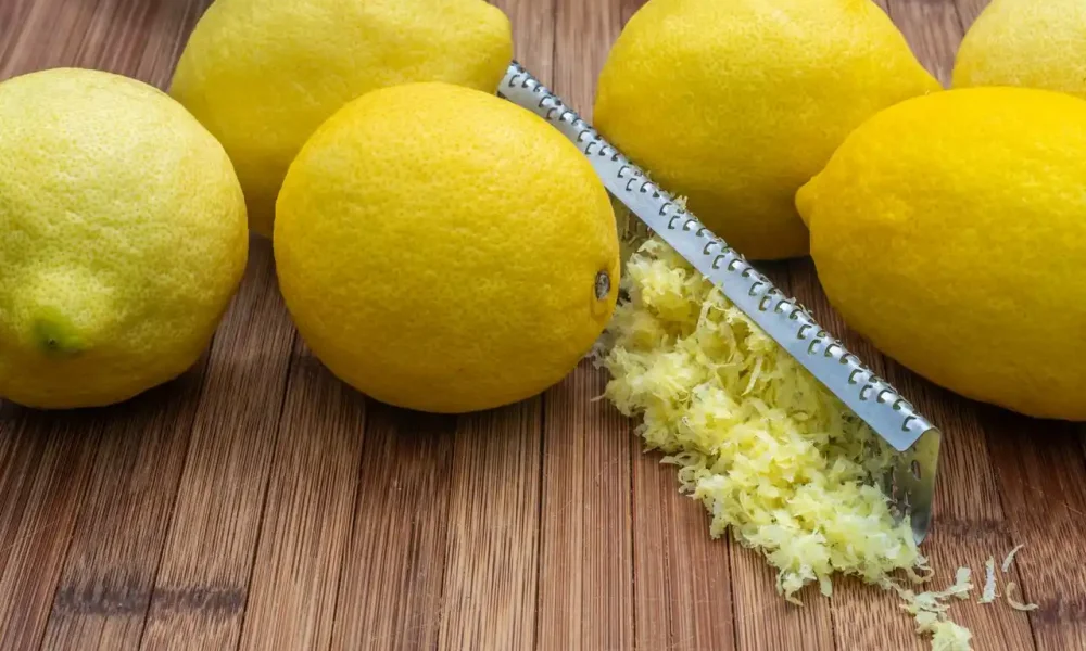 Pasta al limone, η ιταλική μακαρονάδα που την απογειώνει το λεμόνι
