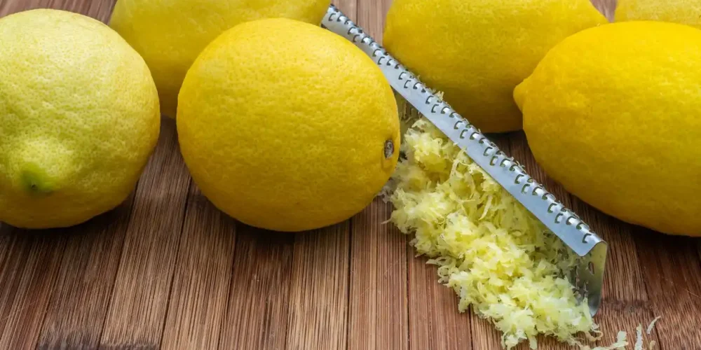 Pasta al limone, η ιταλική μακαρονάδα που την απογειώνει το λεμόνι