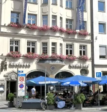 Weisses Bräuhaus im Tal: εκεί όπου το Μόναχο σερβίρει την ιστορία του