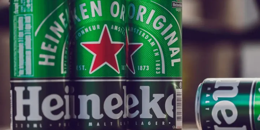 Heineken: τα φάρμακα αδυνατίσματος απειλούν τις πωλήσεις μπίρας