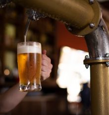 Μπύρα Pilsner: Η ιστορία, το στυλ και η παγκόσμια κληρονομιά της