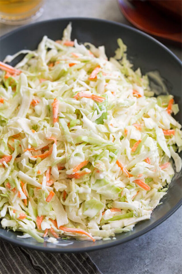 Σαλάτα coleslaw