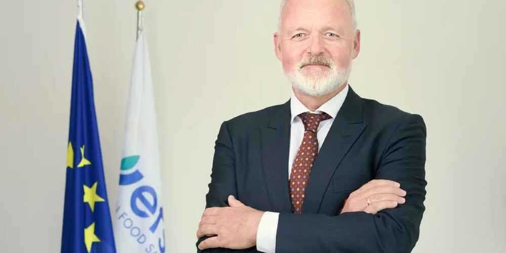 Ο Nikolaus Kriz αναλαμβάνει καθήκοντα νέου εκτελεστικού διευθυντή της EFSA