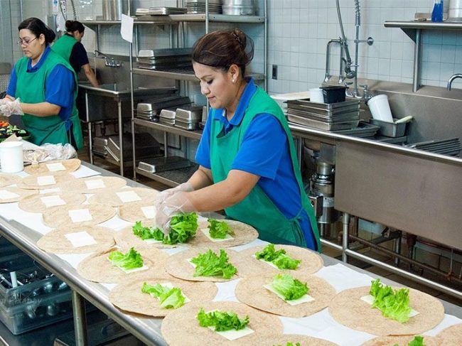 Όλο και περισσότεροι Ευρωπαίοι γνωρίζουν πώς λειτουργεί η ασφάλεια των τροφίμων στην ΕΕ