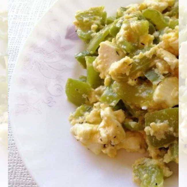 Πιπεριές τηγανητές με τριμμένη φέτα