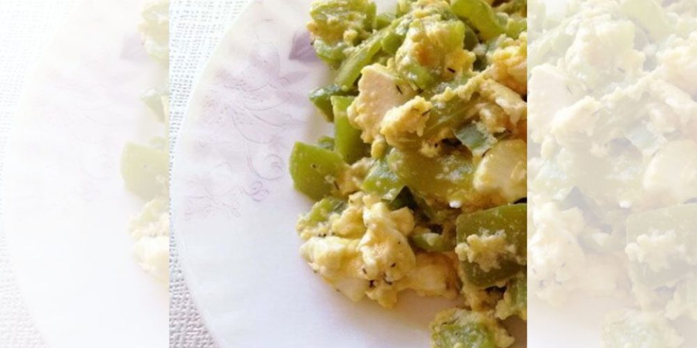 Πιπεριές τηγανητές με τριμμένη φέτα