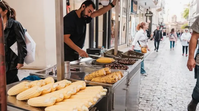 Τρεις Ελληνικές πόλεις μέσα στις 10 κορυφαίες πόλεις για street food