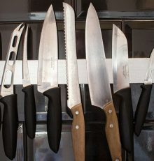 Τα καλύτερα σετ μαχαιριών για τις βασικές εργασίες στην κουζίνα