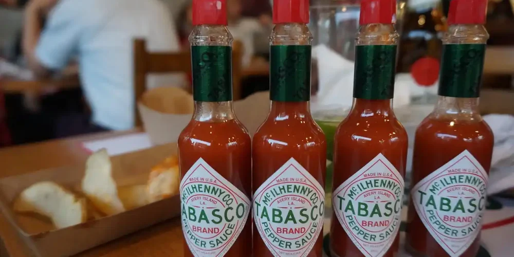 Tabasco: η ιστορία της πιο διάσημης καυτερής σάλτσας στον κόσμο
