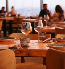The World’s 50 Best Restaurants 2026 με 20 ευρωπαϊκά εστιατόρια στη λίστα 51-100