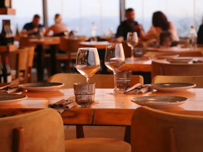 The World’s 50 Best Restaurants 2026 με 20 ευρωπαϊκά εστιατόρια στη λίστα 51-100