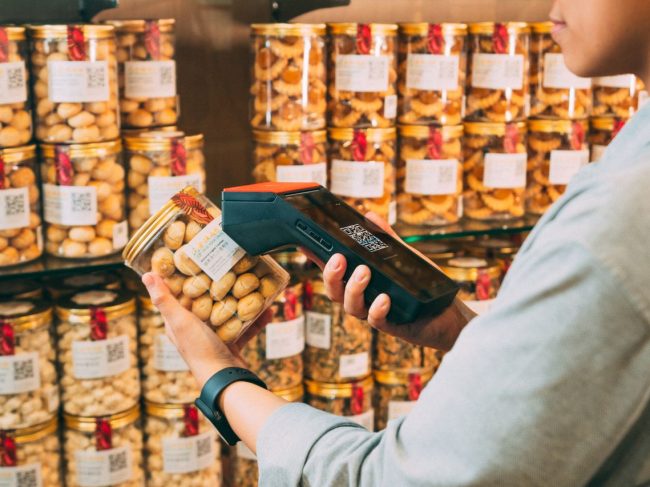 Το τέλος των barcodes; Πώς τα QR codes αλλάζουν τη βιομηχανία τροφίμων