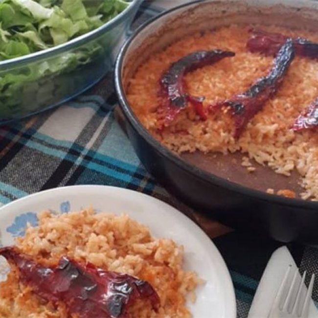 Τσόρμπα με ρύζι στο φούρνο