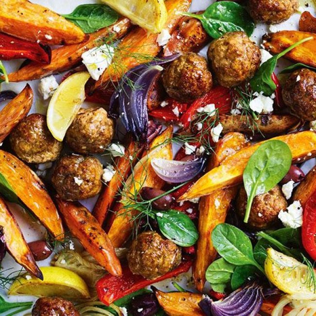 Αρνίσια κεφτεδάκια στο ταψί