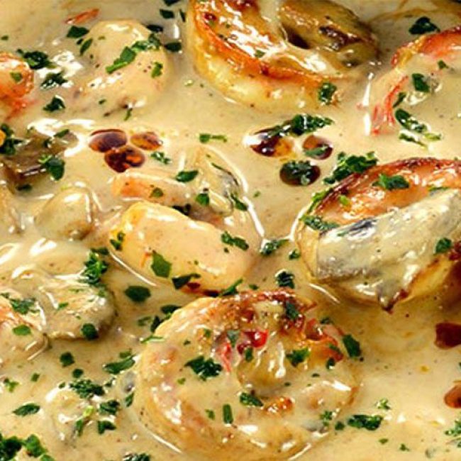 Γαρίδες με γάλα καρύδας και σκόρδο