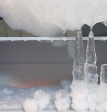 Γιατί και πώς να ξεπαγώσετε έναν καταψύκτη