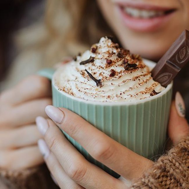 Ζεστή σοκολάτα με μπαχαρικά