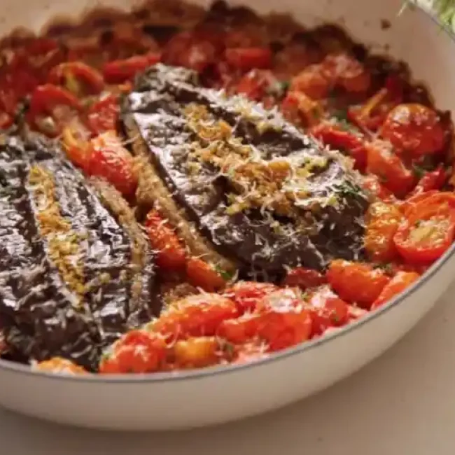 Μελιτζάνα «‘Mbuttunate»