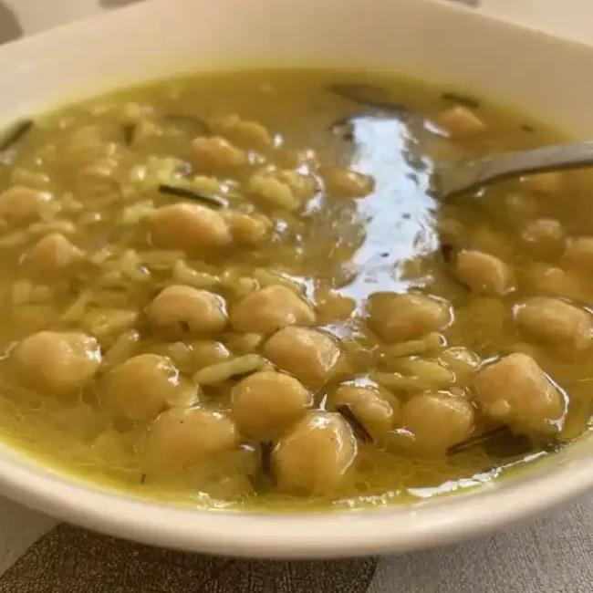 Ρεβιθόρυζο λεμονάτο