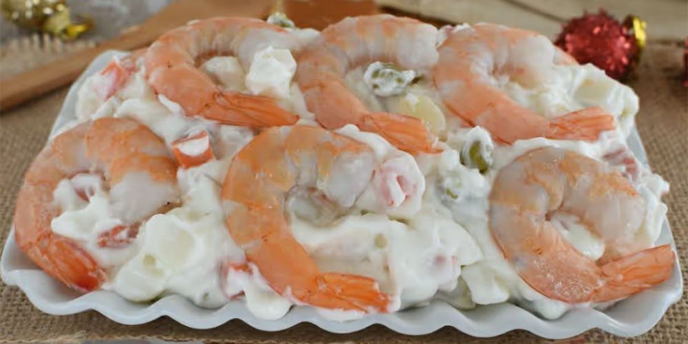 Ρωσική σαλάτα με γαρίδες και μύδια