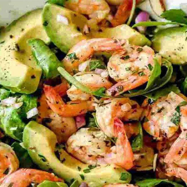Σαλάτα με γαρίδες και αβοκάντο